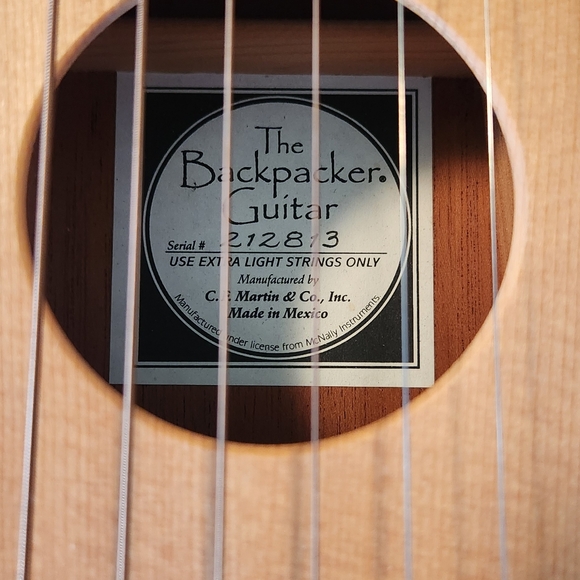 Martin Backpacker guitar - Picture 2 of 6